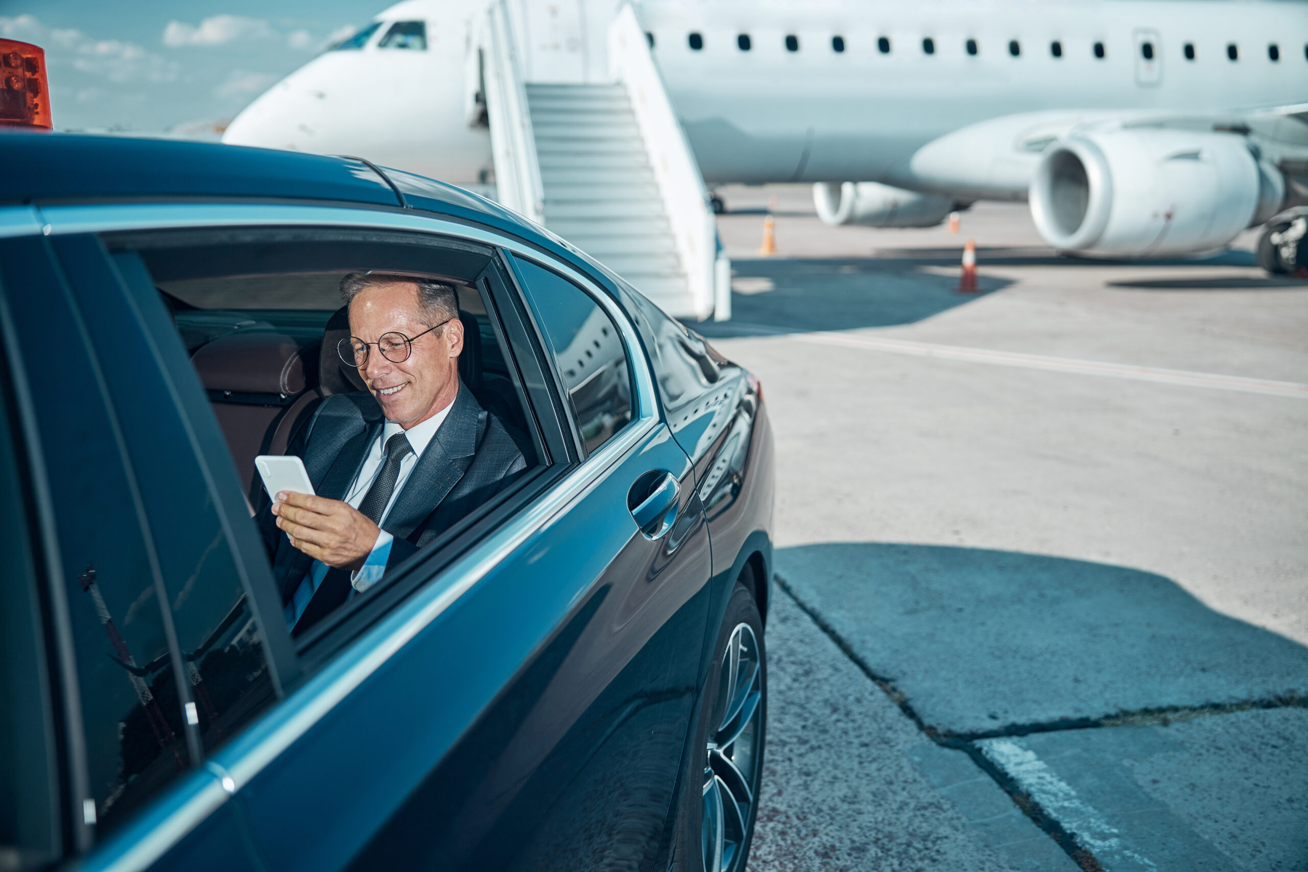 Global Accessibility in Luxury Transportation: Why It Matters 1 Black Drive VIP chauffeur service providing discreet luxury transportation for executive clients - Private Jets and Charter Airport - FBOs